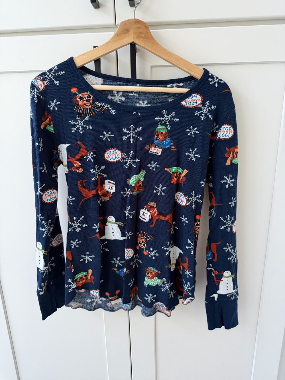Old Navy Holiday Dogs Waffle Pj shirt